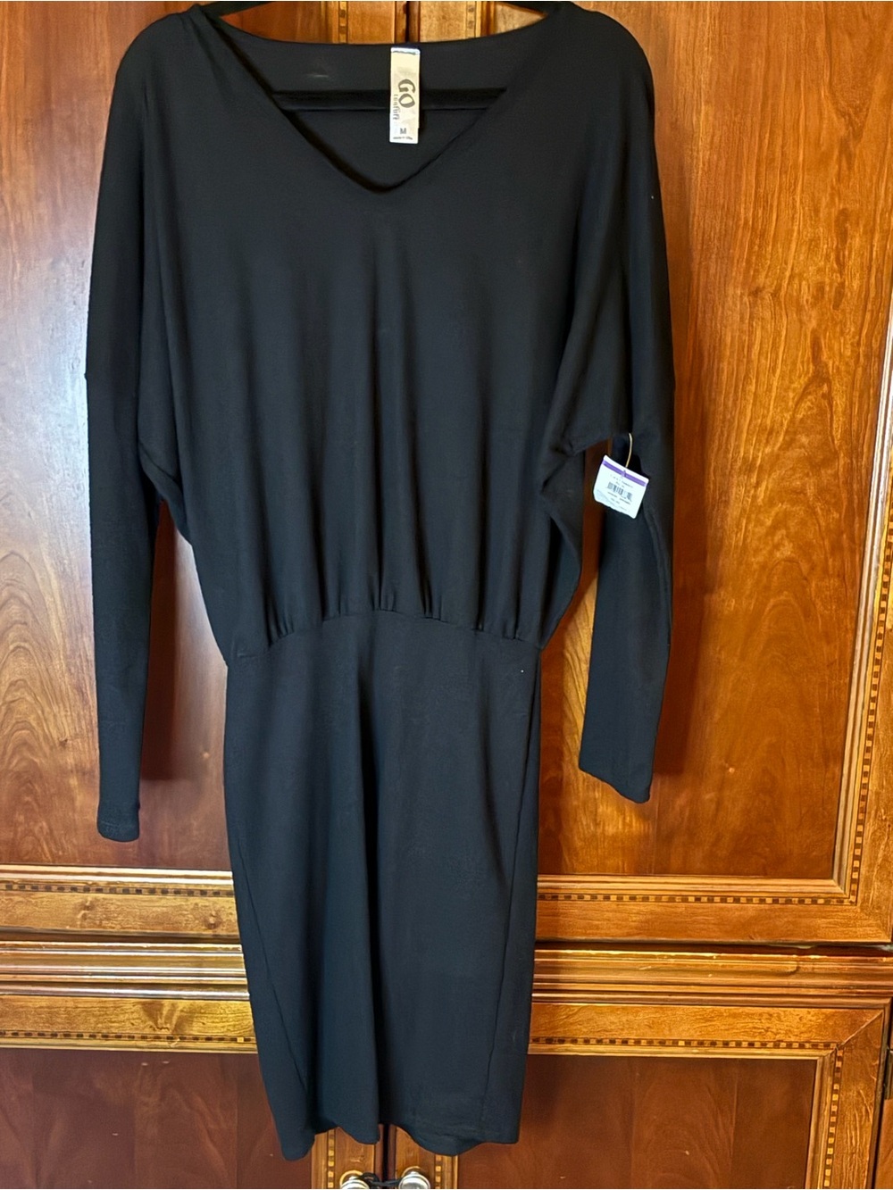 GG Collection Black V-Neck Long Sleeve Waist-Tie Dress